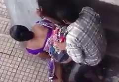 இனிப்பு குஞ்சு மோசமாக உணர்ச்சிவசப்பட்ட செக்ஸ் விரும்புகிறது