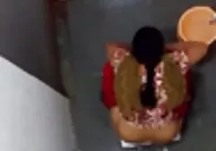 நான் டிக் உறிஞ்சி அவள் கால்களை ஒரு கூட்டாளியின் முன் விரித்தேன்