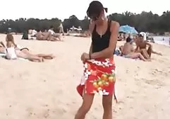 அழகான MILF ரேச்சல் அனல் மற்றும் ஜெர்க்ஸ் ஹெர் டிக்