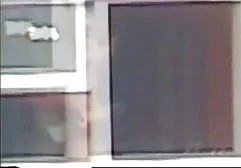 நிர்வாண அழகானவர்கள் டென்னிஸ் விளையாடுகிறார்கள்