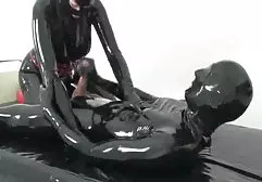 அழகு கீழே விழுந்து தங்க மழை பெய்யட்டும்