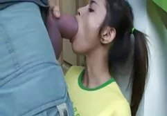 ஸ்னோ மெய்டன் ஓஹோனி சோப் மசாஜ் உறுப்பினர் செய்கிறார்