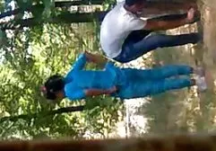 அழகான பொன்னிற பச்சை குத்தப்பட்ட மிளகு ஜாகுல் புற்றுநோய்
