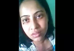 குஞ்சு சுயஇன்பம் மற்றும் செக்ஸ் ஆகியவற்றிலிருந்து வலுவான புணர்ச்சியைப் பெறுகிறது