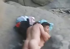 அனுபவம் வாய்ந்த பெண் டீன் ஏஜ் உறிஞ்சினாள்