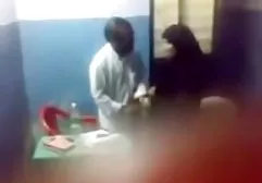 மோசமான தாய் கால்கள் பரவுகிறது