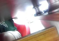 ரஷ்ய பையன் தனது காதலியை ஒரு கொள்ளைக்காக விற்றான்