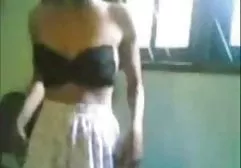 ஷன்னா படப்பிடிப்புக்காக தண்ணீருக்கு அடியில் அவிழ்த்துவிட்டார்