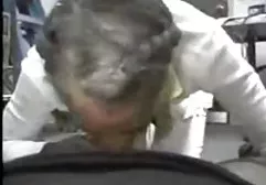 கால்வாயில் நெஸ்ஸி கூல் ஃபக்