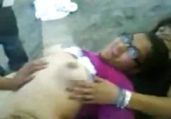 நிர்வாணமாக ஒரு தனியார் அரட்டையில் அழகான உருவம் கொண்ட பெண்